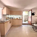 Aurea Dhërmi