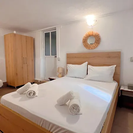 Petra Oliva Apartment